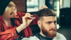 Tendencias para hombre en cortes, bigote y barba